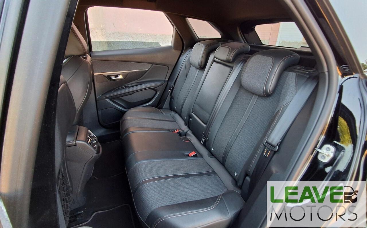 Peugeot 3008 BlueHDi 130 S&S (M1549)