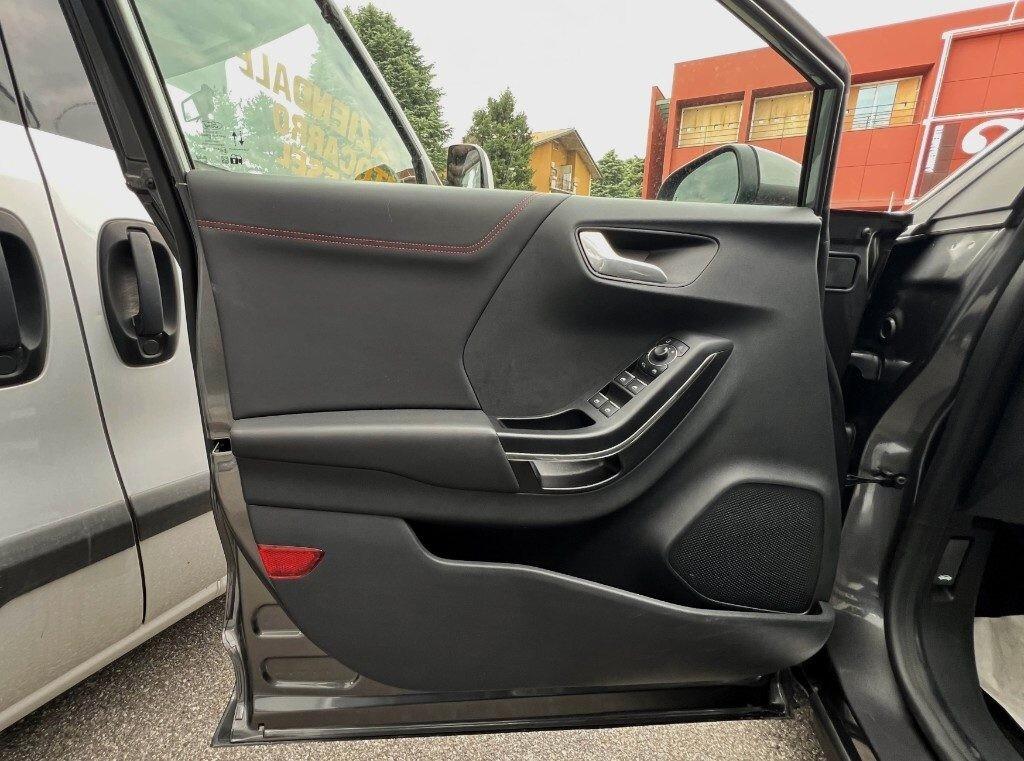 Ford Puma 1.0 EcoBoost Hybrid 125 CV S&S ST-Line X