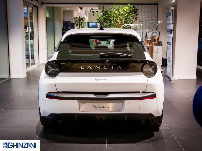 Lancia Ypsilon Hybrid e-DCT - Nuova Lancia Ypsilon!