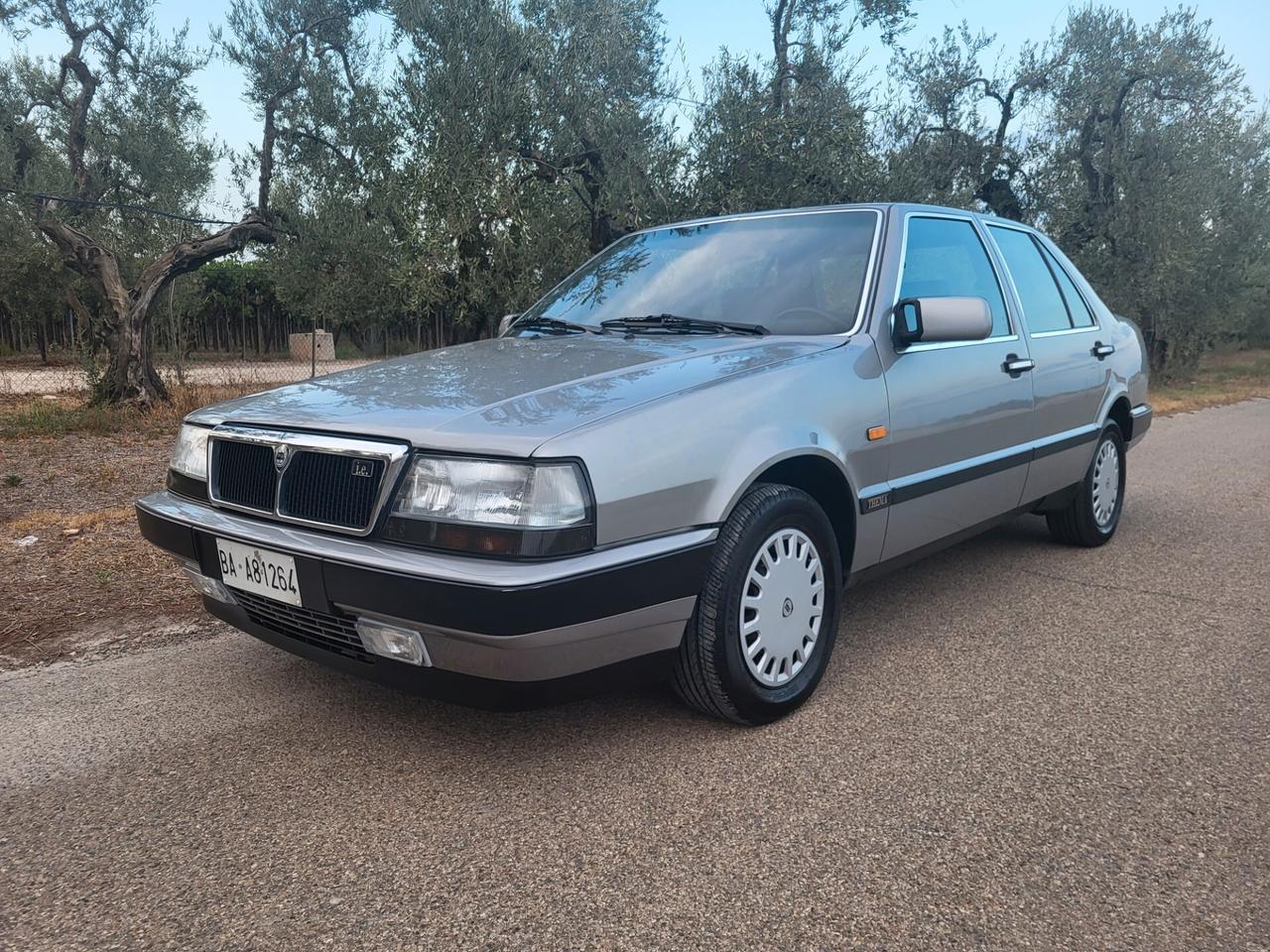 Lancia Thema 2.0 i.e.