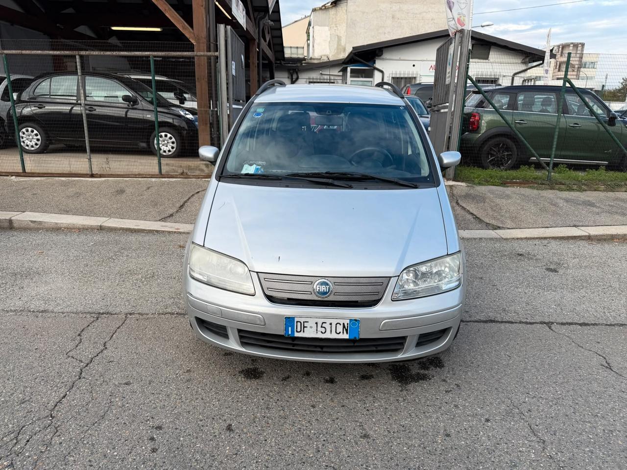 Fiat Idea 1.4 16V BlackMotion