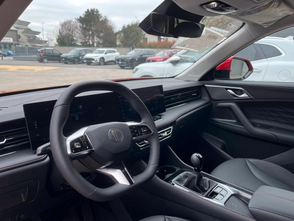 MG HS 1.5 Luxury del 2025