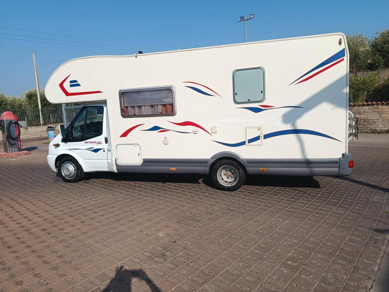 Challenger Genius49 7 posti letto