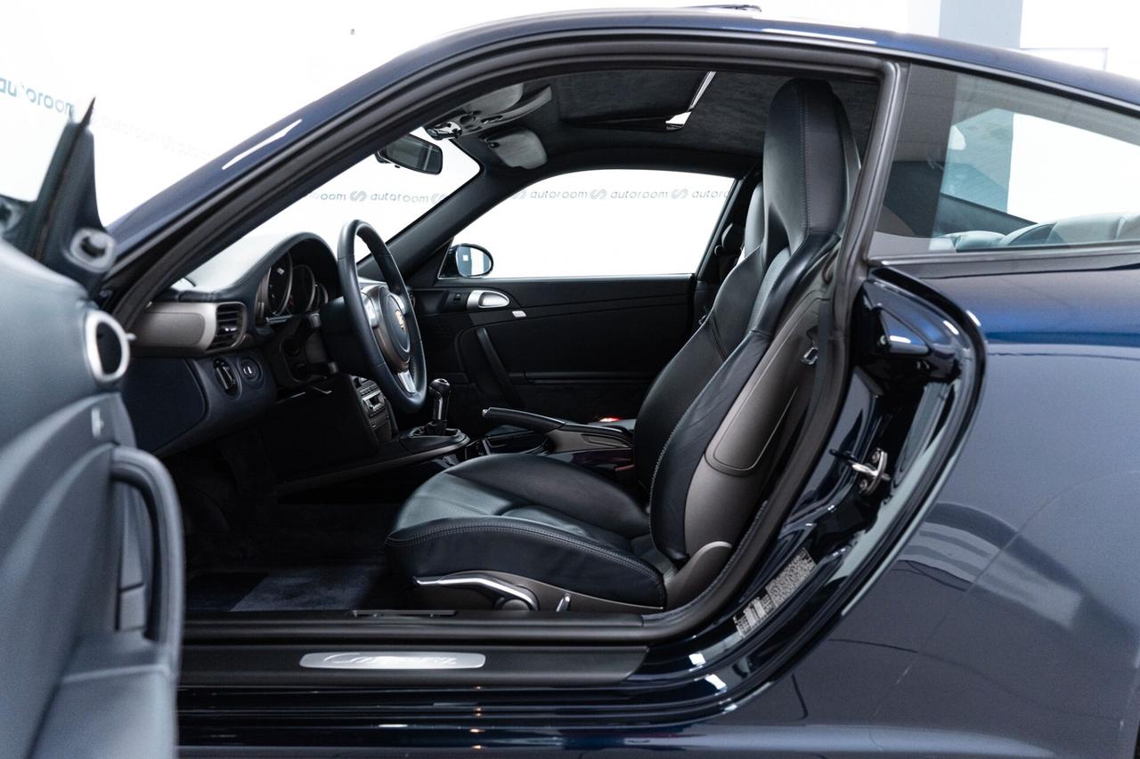 Porsche 911 Carrera cat Coupé