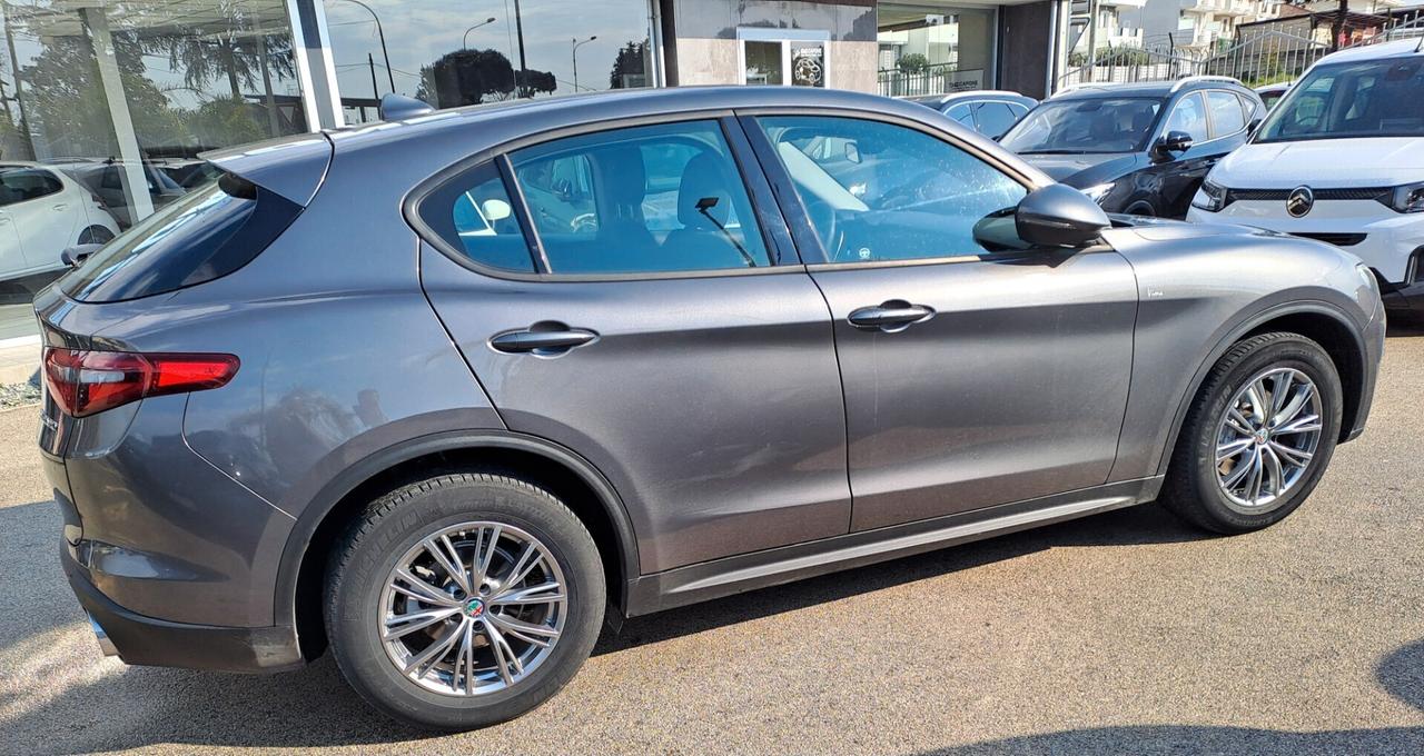 Alfa Romeo Stelvio 2.2 Turbodiesel 160 CV AT8 2020