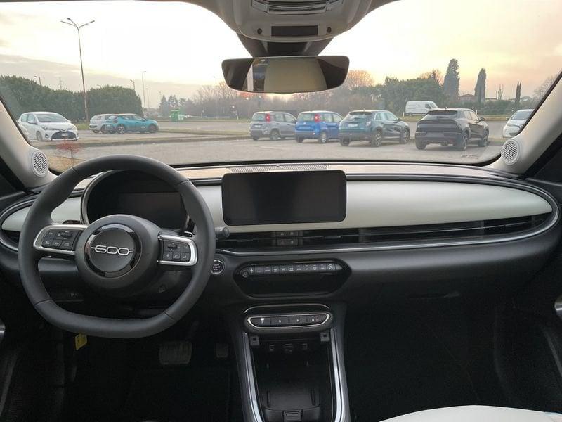 FIAT 600 600 Hybrid 110 CV DCT MHEV La Prima