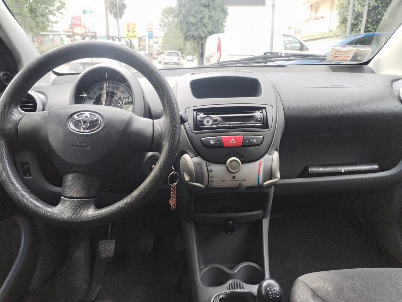 Toyota Aygo 1.0 12V VVT-i 5 porte Now