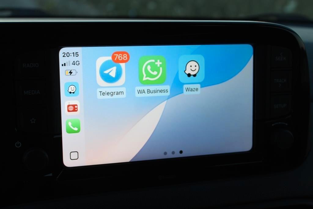 HYUNDAI i10 1.0 MPI *Carplay