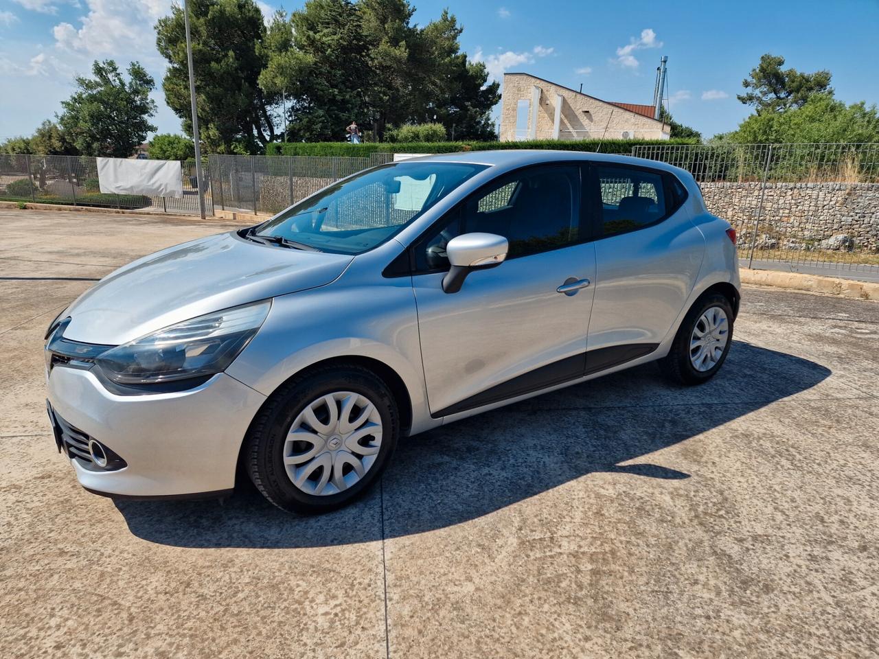Renault Clio 1.2 75CV 5 porte Live