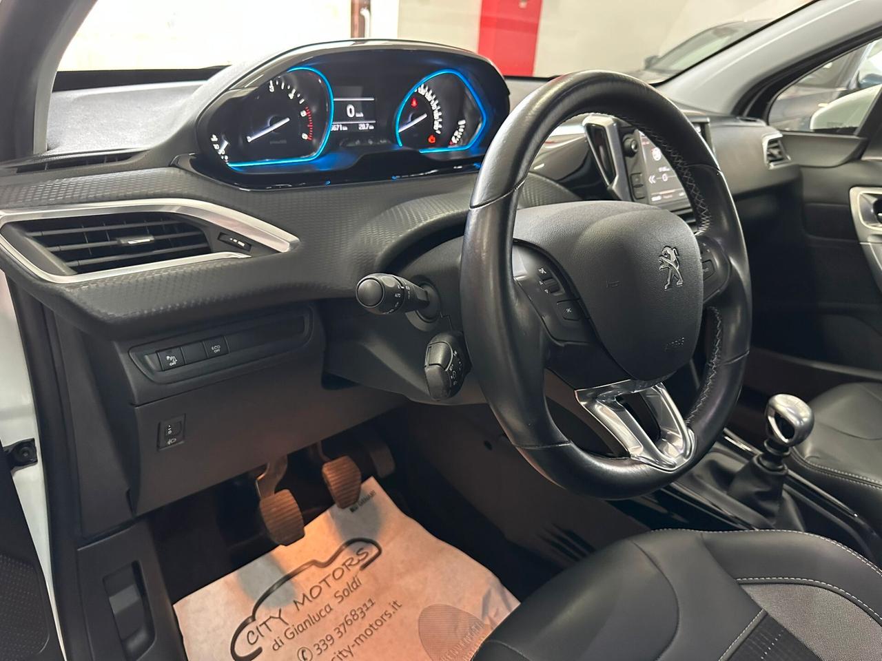 Peugeot 2008 BlueHDi 100 Allure