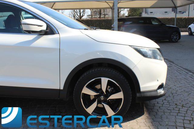 NISSAN Qashqai 1.6 dCi 4WD N-Connecta TETTO