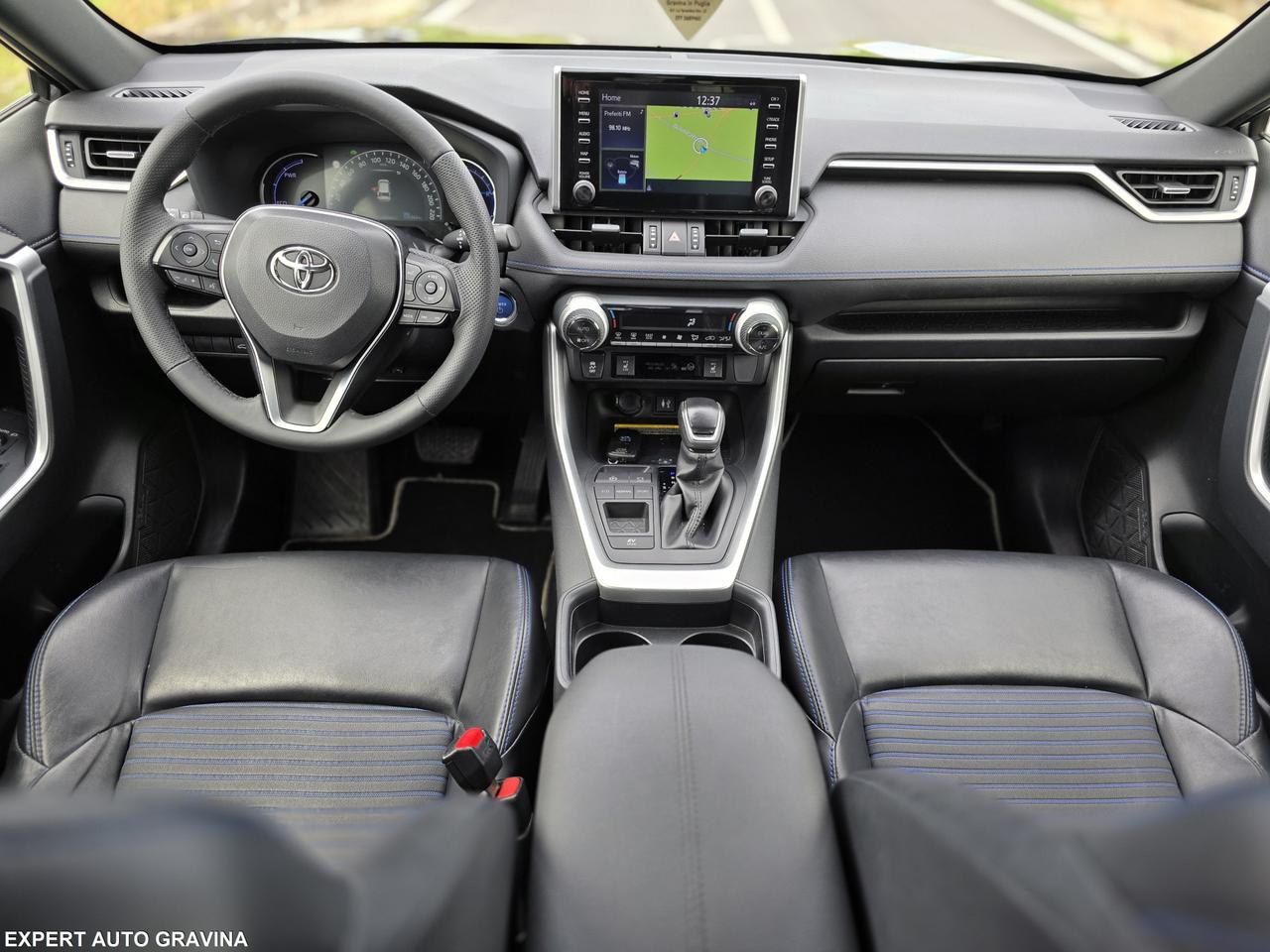 TOYOTA RAV4 STYLE HYBRID