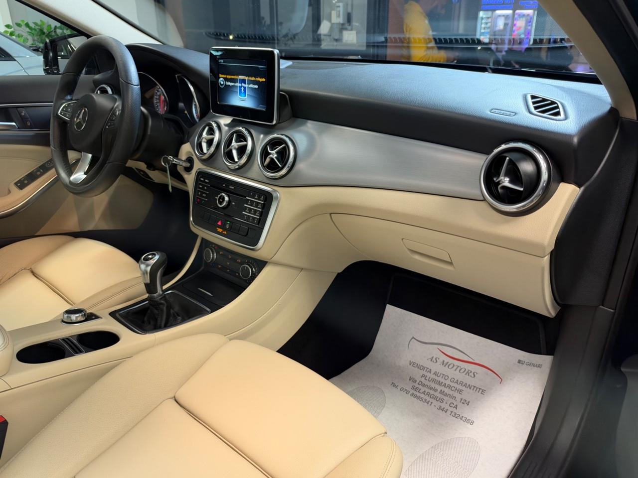 Mercedes-benz GLA 200 d Sport Tetto apribile