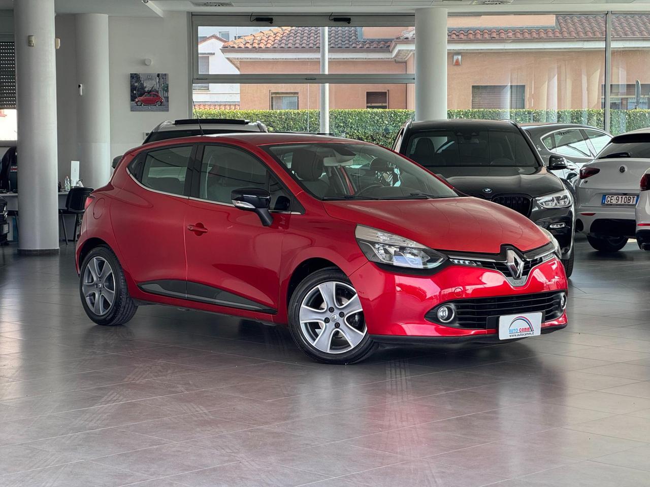 Renault Clio Clio 5p 0.9 tce Costume National 90cv