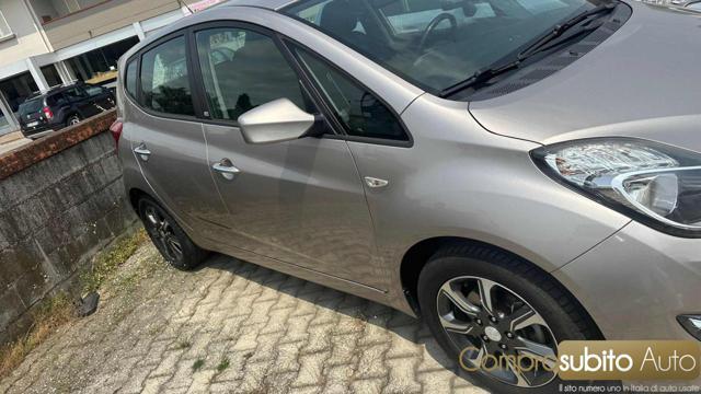 HYUNDAI iX20 1.4 90 CV XPossible