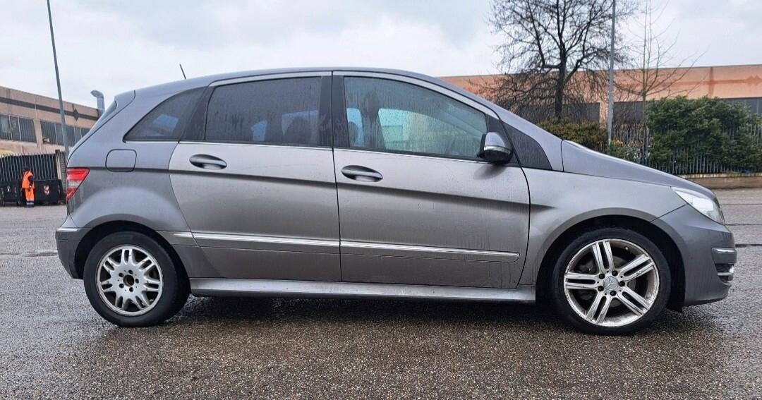 Mercedes-benz B 200 CDI Sport