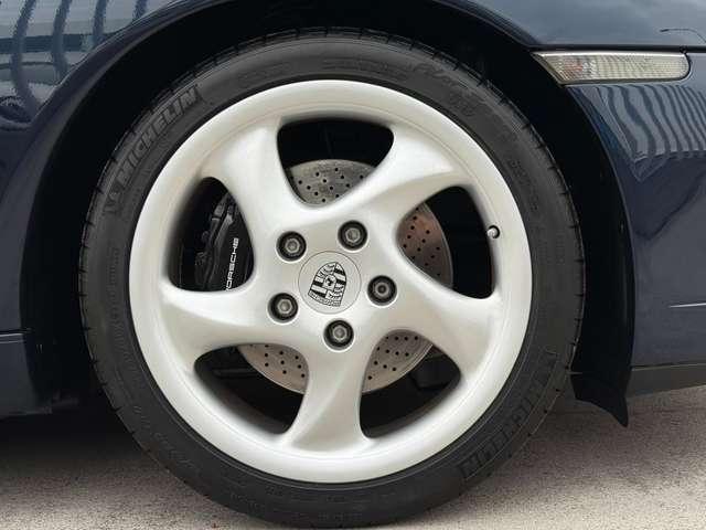 Porsche 996 911 Carrera Cabrio 3.4