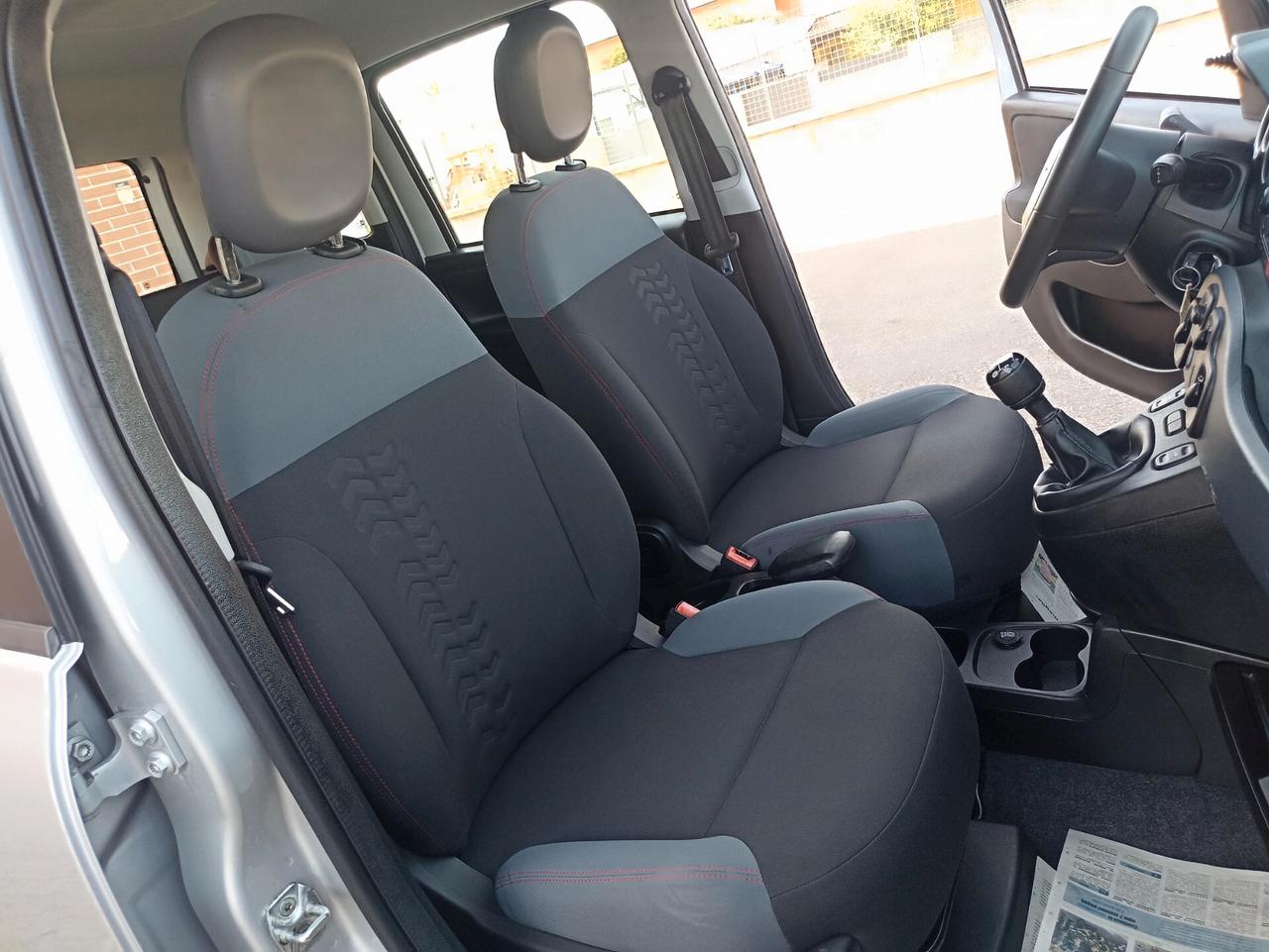 FIAT. NEW PANDA LOUNGE 1.3 DIESEL COMANDI AL VOLANTE