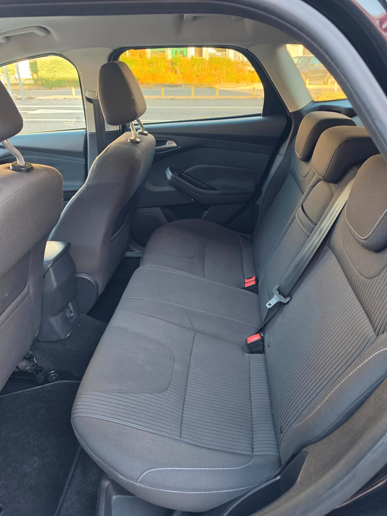 Ford Focus 1.6 120 CV GPL SW Titanium