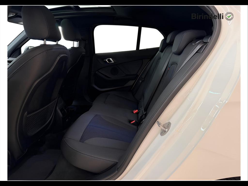 BMW Serie 1 (F40) - 118d 5p. Msport