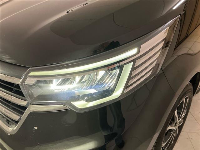 RENAULT Trafic IV Passenger 29 Intens - passenger