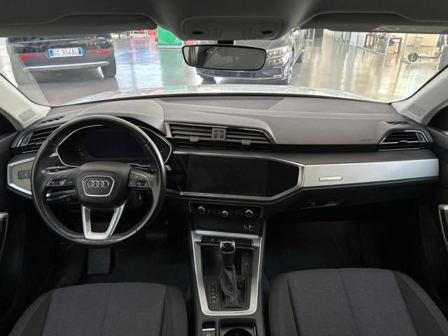 AUDI Q3 35 TDI S tronic Business Advanced