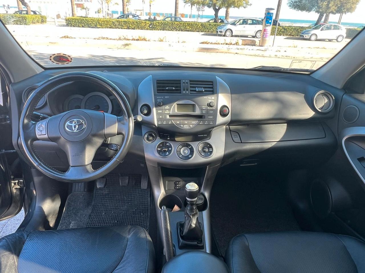 Toyota RAV 4 RAV4 2.2 D-4D 136 CV Luxury