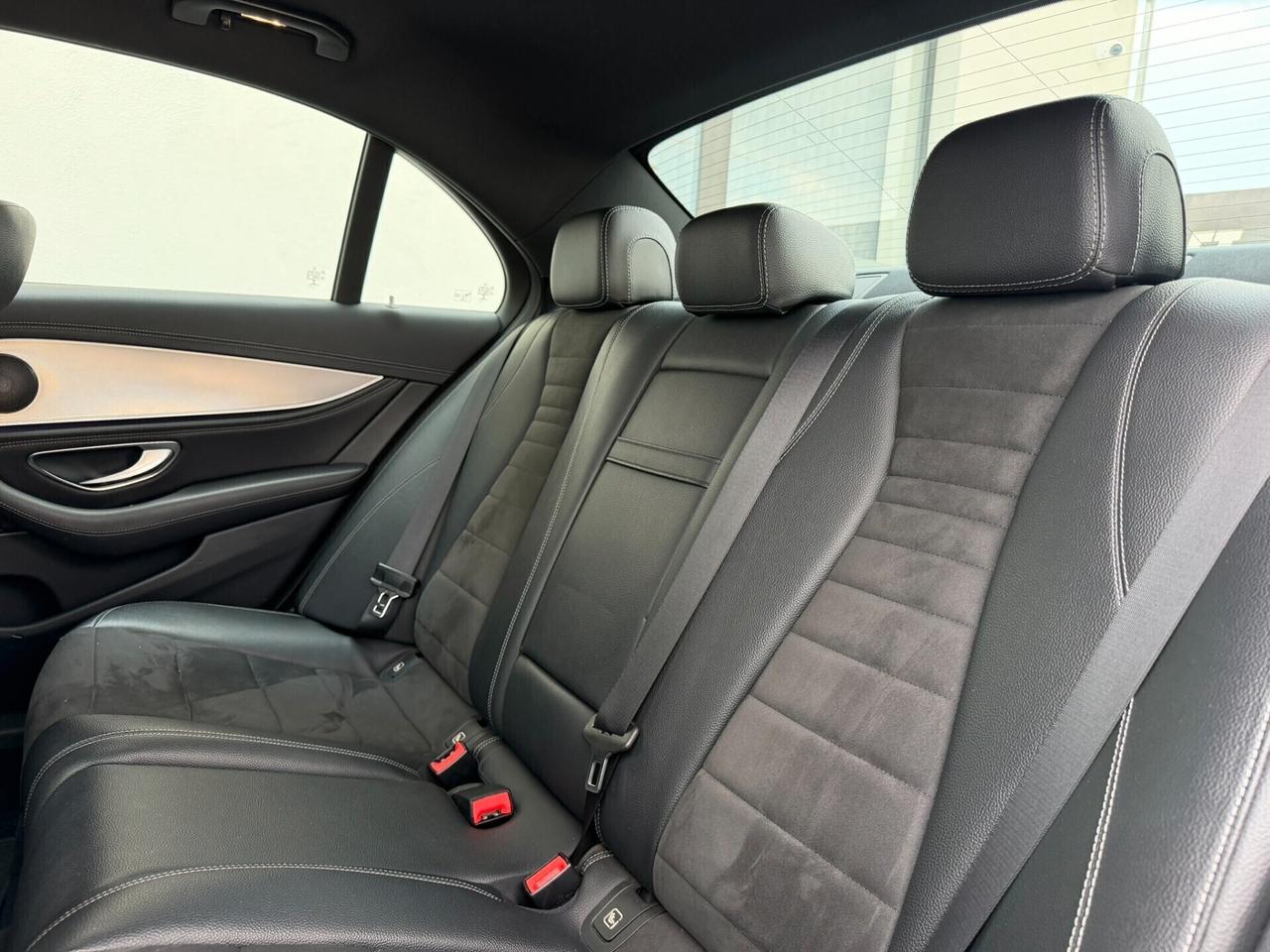 Mercedes-benz E 220 d 194 CV 4Matic AMG Premium Plus IVA ESPOSTA