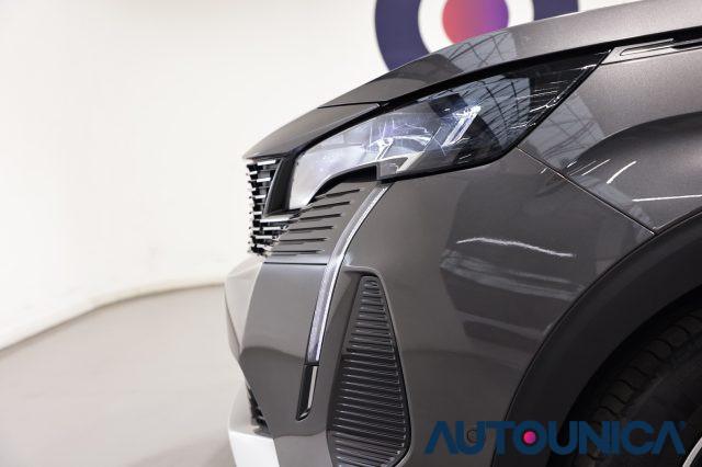 PEUGEOT 3008 HYBRID4 300 E-EAT8 ALLURE PACK PLUG-IN