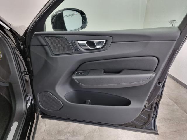 VOLVO XC60 B5 (d) AWD Geartronic Momentum Pro