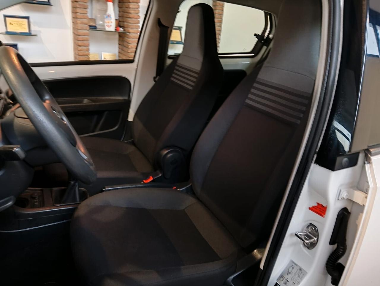 Volkswagen up! 1.0 5p. move