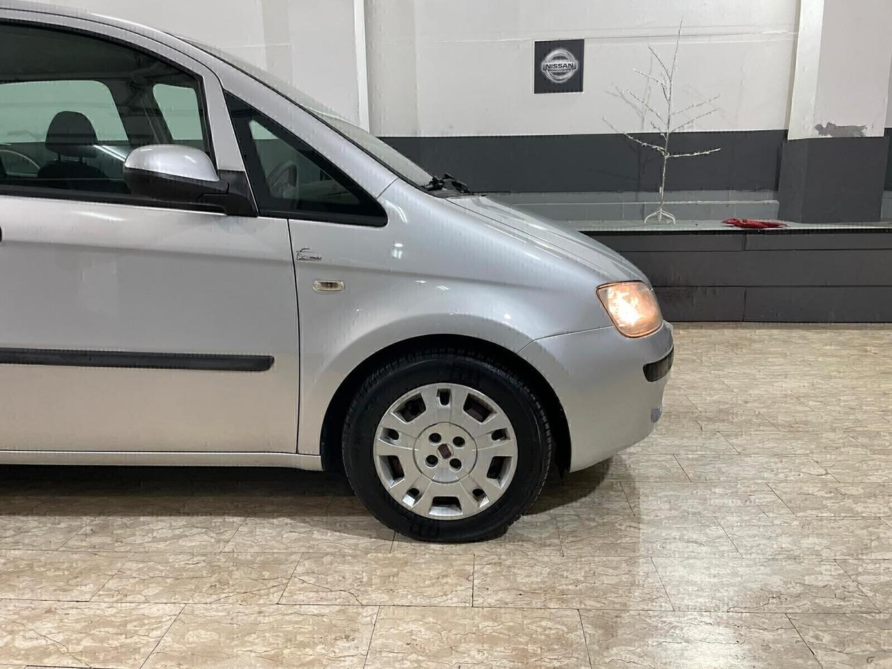 Fiat Idea 1.4 16V S&S Emotion