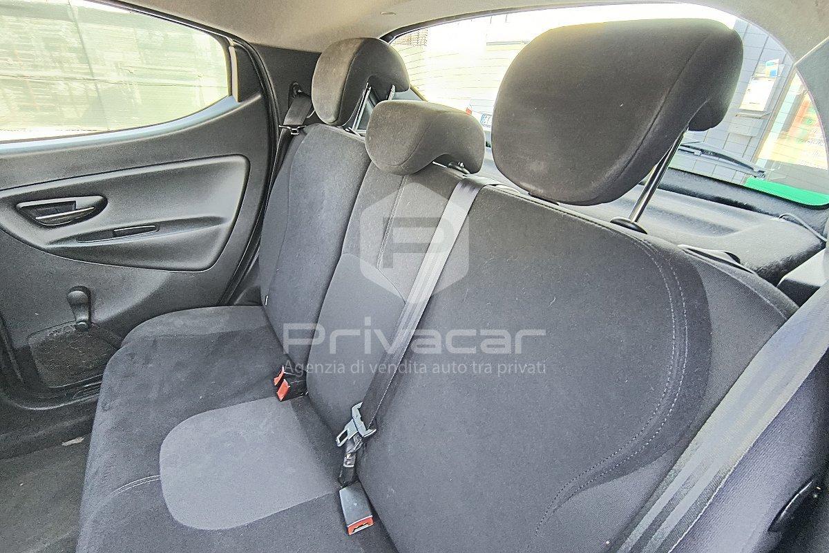 LANCIA Ypsilon 1.2 69 CV 5 porte Gold