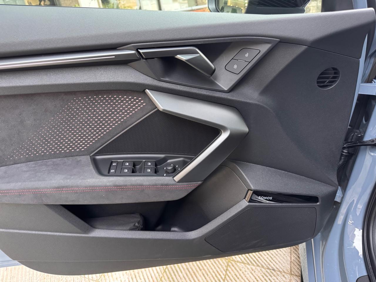 Audi RS3 Sportback TFSI quattro S tronic sedili carbonio