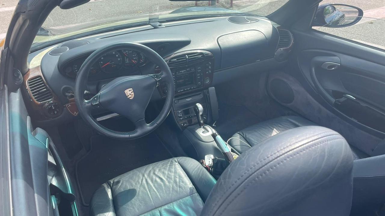 Porsche 911 Carrera 4 cat Cabriolet 1999