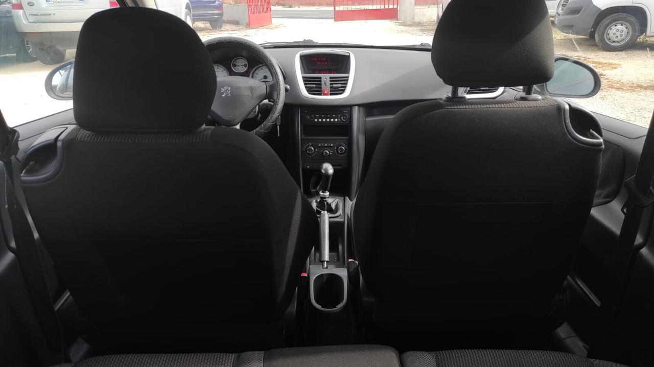 Peugeot 207 1.4 8V 75CV 3p ECO GPL