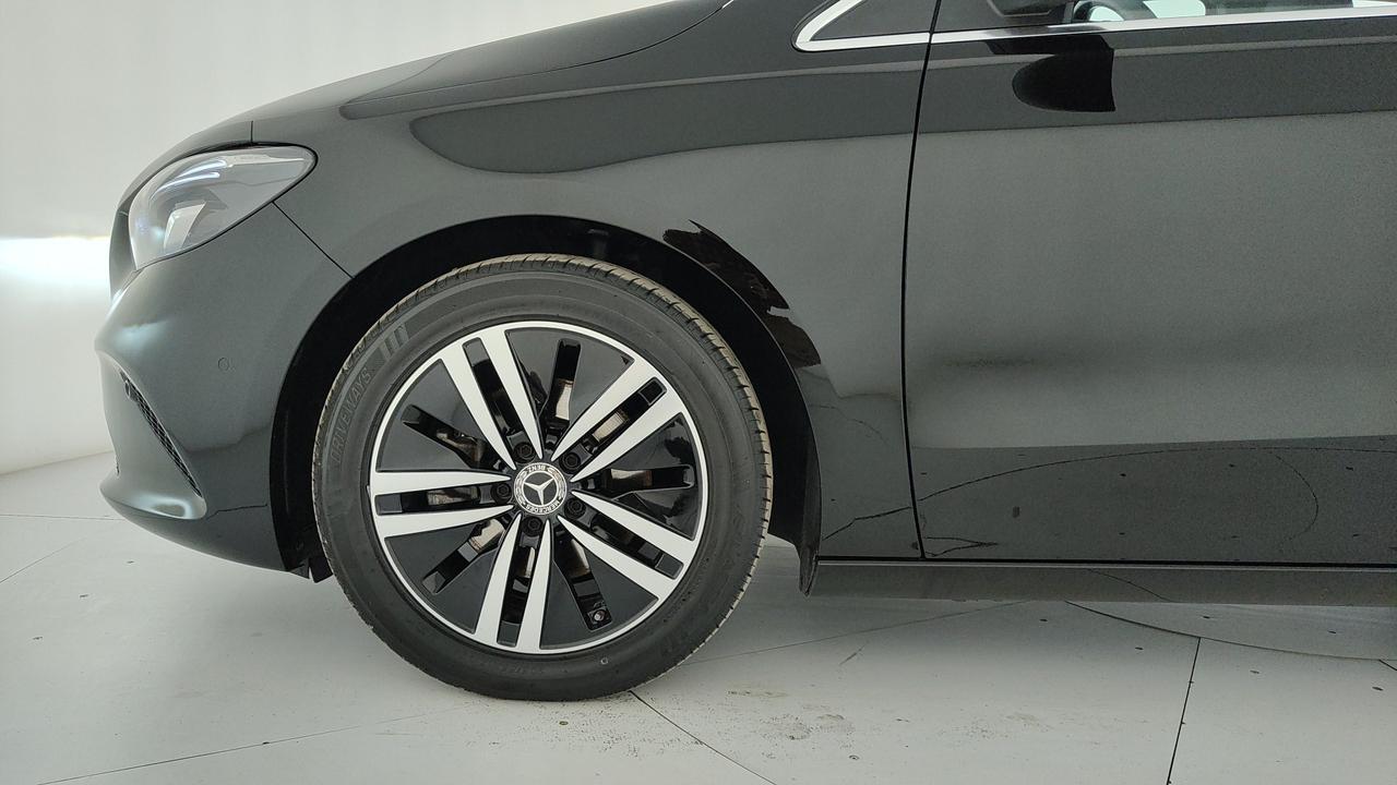 Mercedes-Benz B 180 d Sport auto