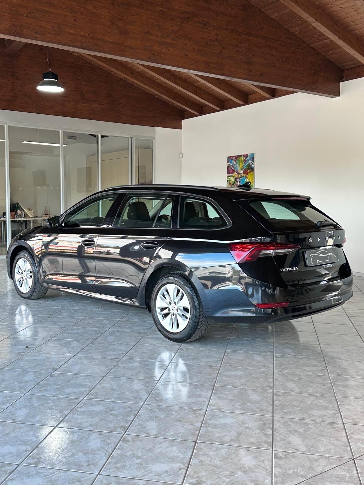 Skoda Octavia 2.0 TDI EVO SCR 150 CV DSG Wagon Executive 2023