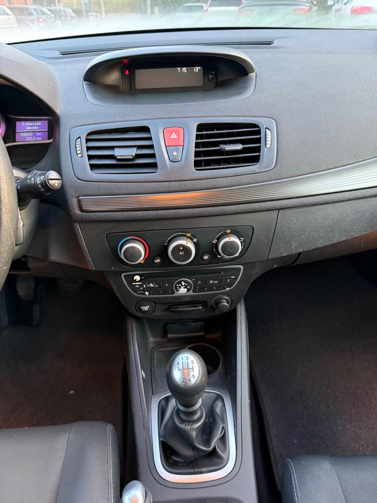 Renault Megane Mégane 1.6 GPL Confort