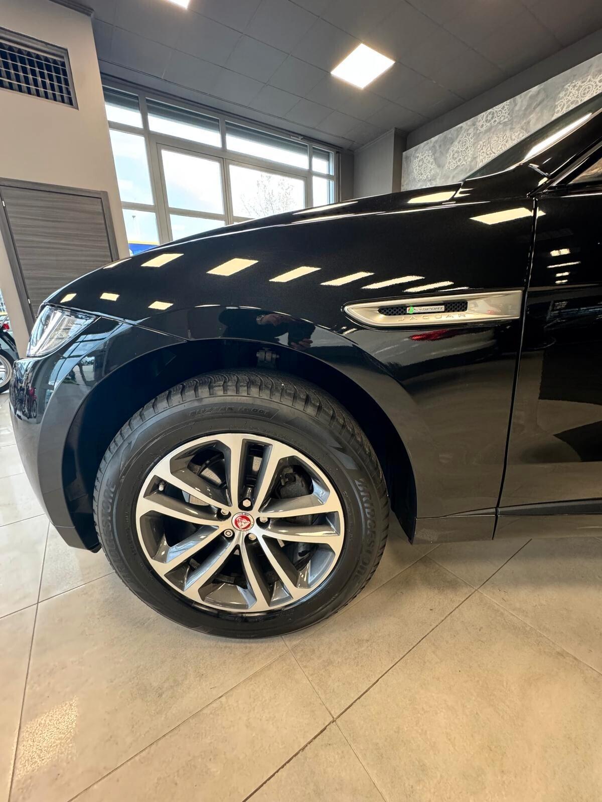 JAGUAR F-PACE 2-0 D4D 4WD TETTO APRIBILE R-DYNAMIC SPORT