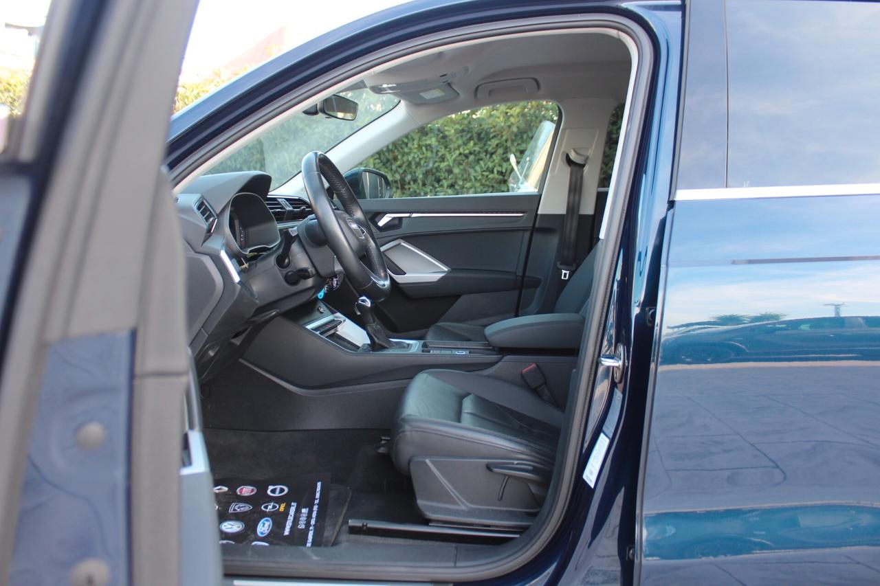 Audi Q3 40 TDI quattro S tronic Business Advanced