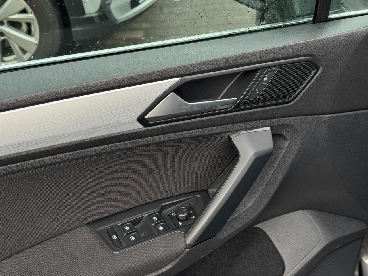 VOLKSWAGEN TIGUAN 1.5cc 150CV AUTOMATICO BENZINA