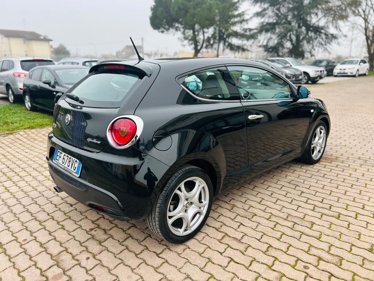 Alfa Romeo MiTo 1.4 105 CV M.air S&S Distinctive Sport Pack