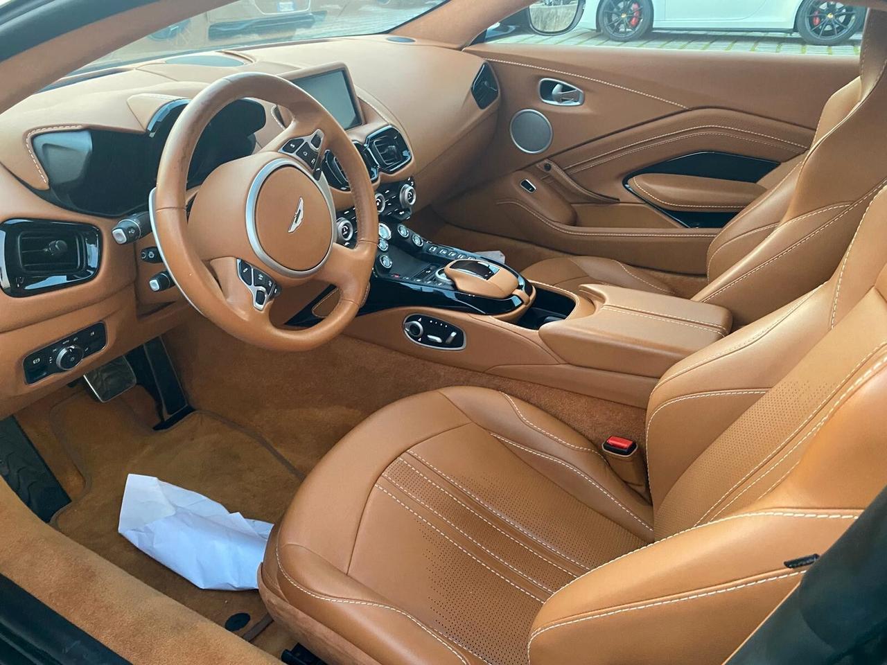 Aston Martin Vantage Coupé v8 4.0 auto