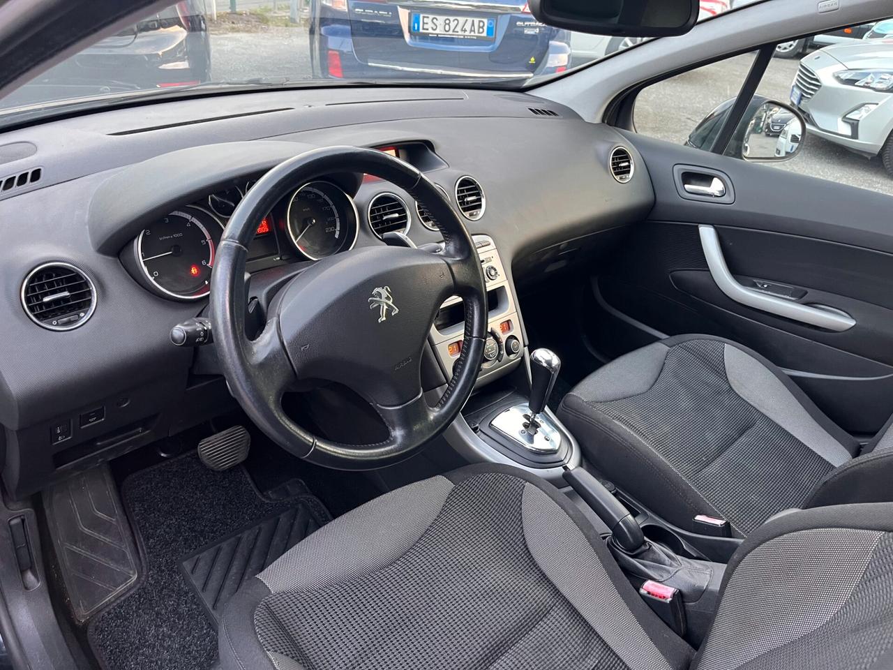 Peugeot 308 1.6 8V e-HDi 112CV Stop&Start robotiz. SW Active