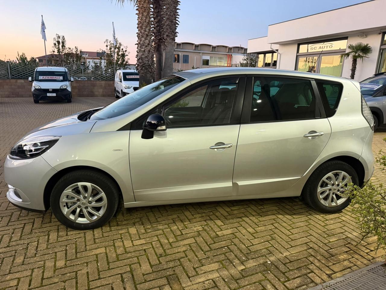 Renault Scenic Scénic XMod 1.5 dCi 95CV Limited