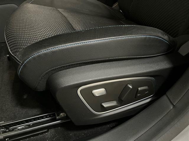 RENAULT Austral 1.2 E-Tech full hybrid 200cv Iconic Esprit