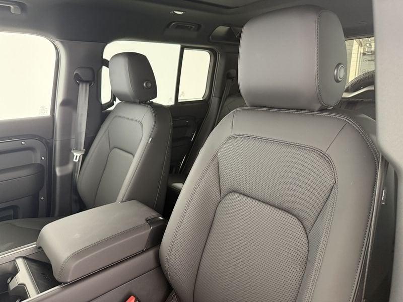 Land Rover Defender D250 AWD Auto 110 X-Dynamic SE