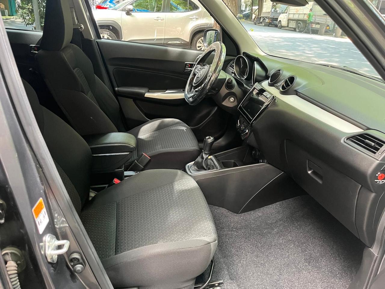 Suzuki Swift 1.2 Hybrid Cool