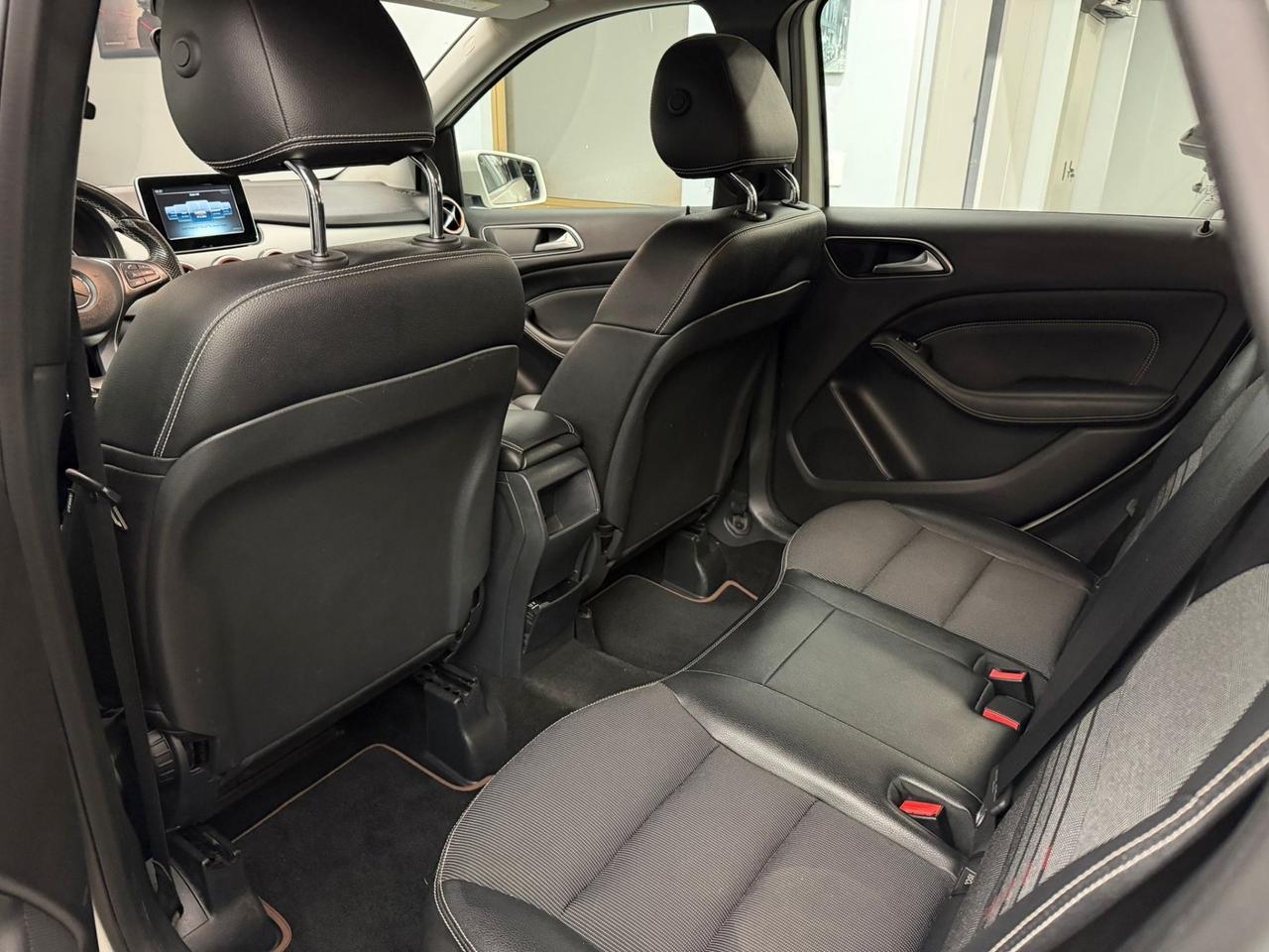 Mercedes-benz B 180 d Premium